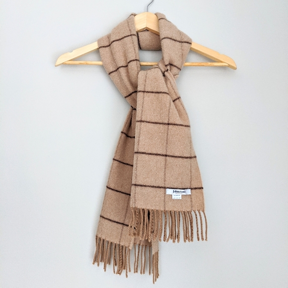 Johnstons of Elgin 100% Camel Hair Scarf Scotland